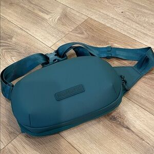 Nomadic Green Crossbody Bag